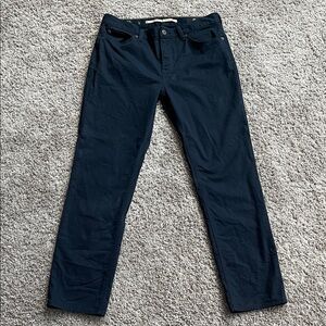 listing-status-banner